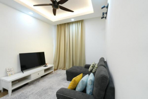 Flat in Cyberjaya 2R 2BR 5 mins driving to Tamarind Square